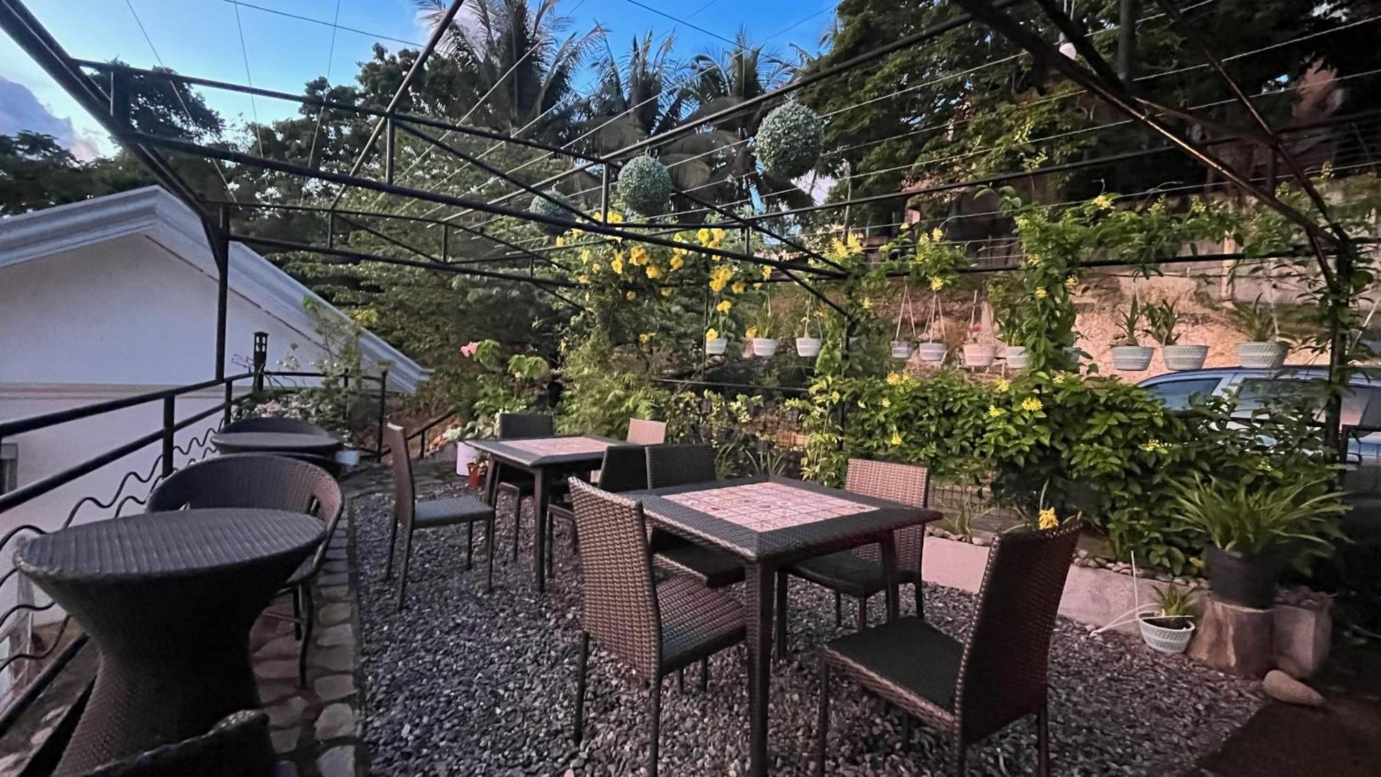 维达斯山斯德 - 保和山林小屋 Baclayon 外观 照片